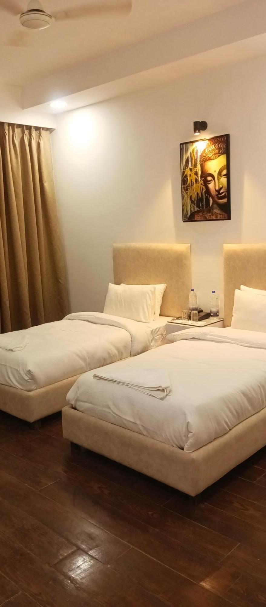 Hotel Elite Sector 45 I Gurgaon Central I Couple Friendly Zewnętrze zdjęcie