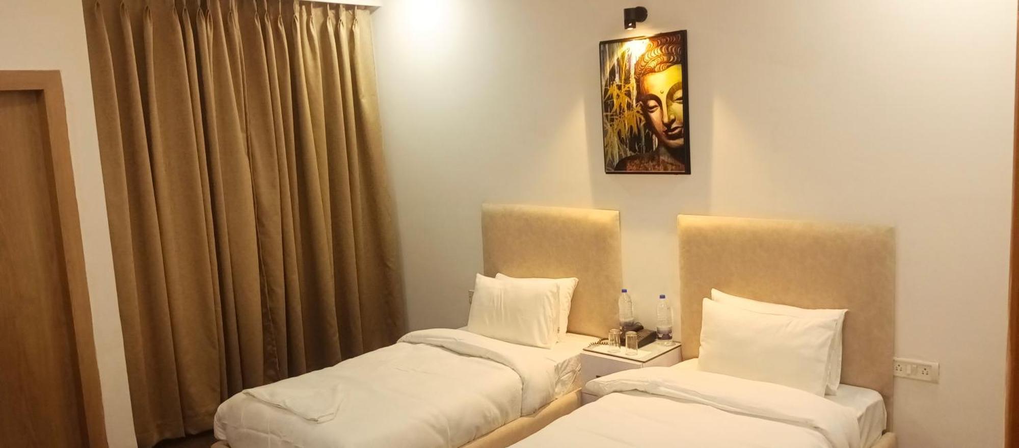 Hotel Elite Sector 45 I Gurgaon Central I Couple Friendly Zewnętrze zdjęcie