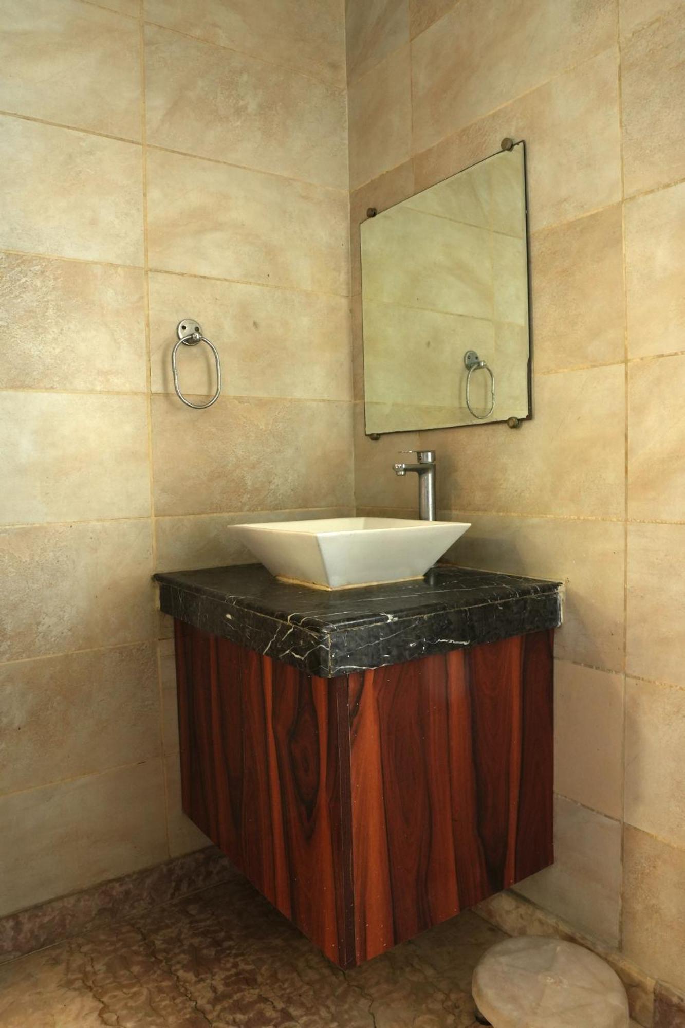 Hotel Elite Sector 45 I Gurgaon Central I Couple Friendly Zewnętrze zdjęcie