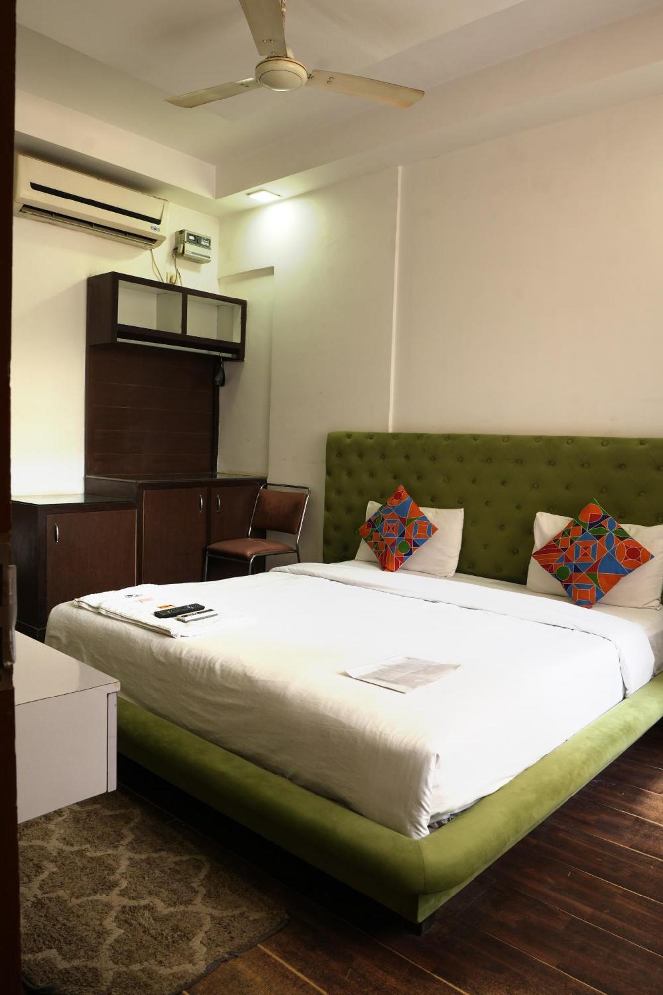 Hotel Elite Sector 45 I Gurgaon Central I Couple Friendly Zewnętrze zdjęcie
