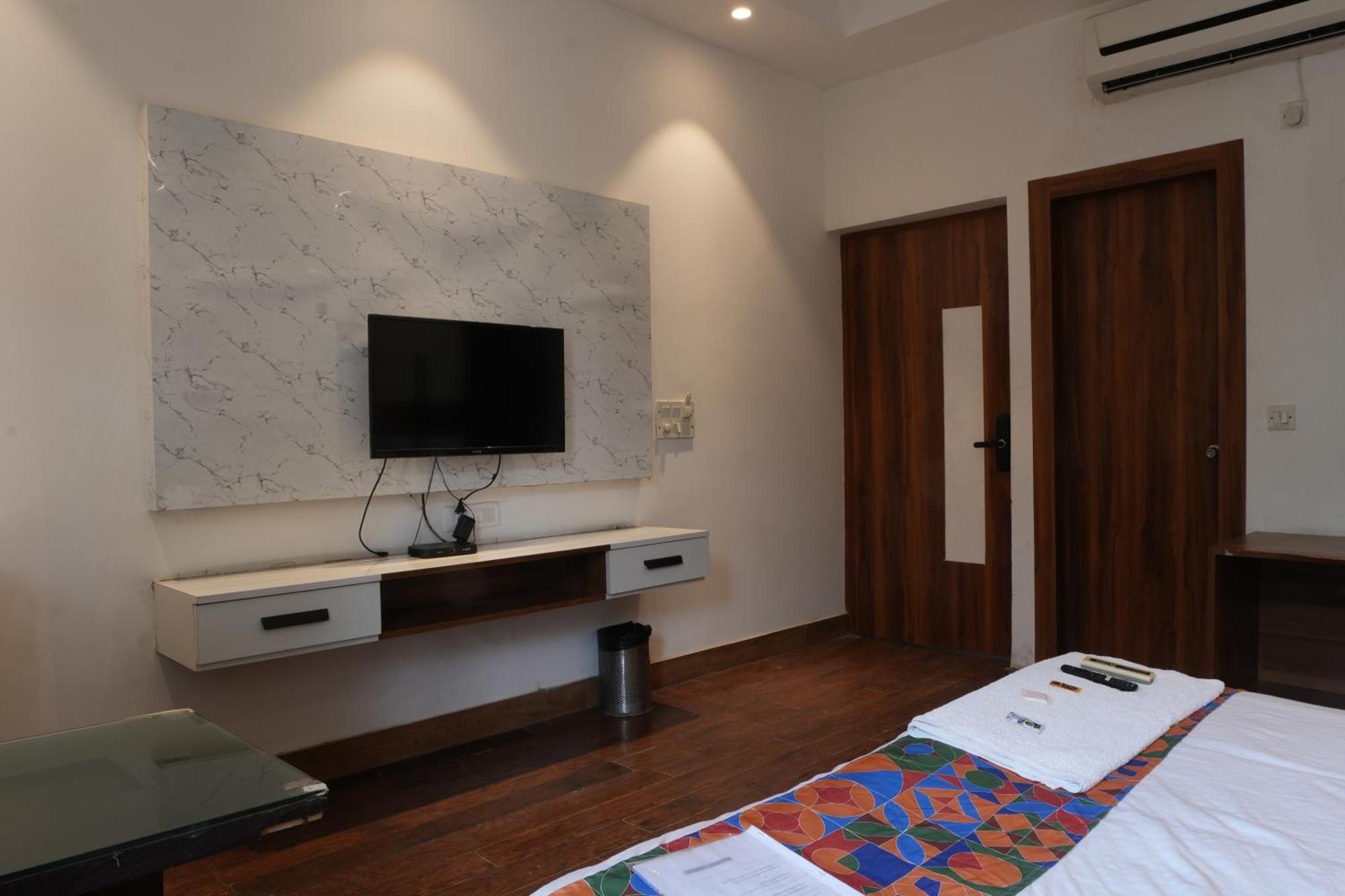 Hotel Elite Sector 45 I Gurgaon Central I Couple Friendly Zewnętrze zdjęcie