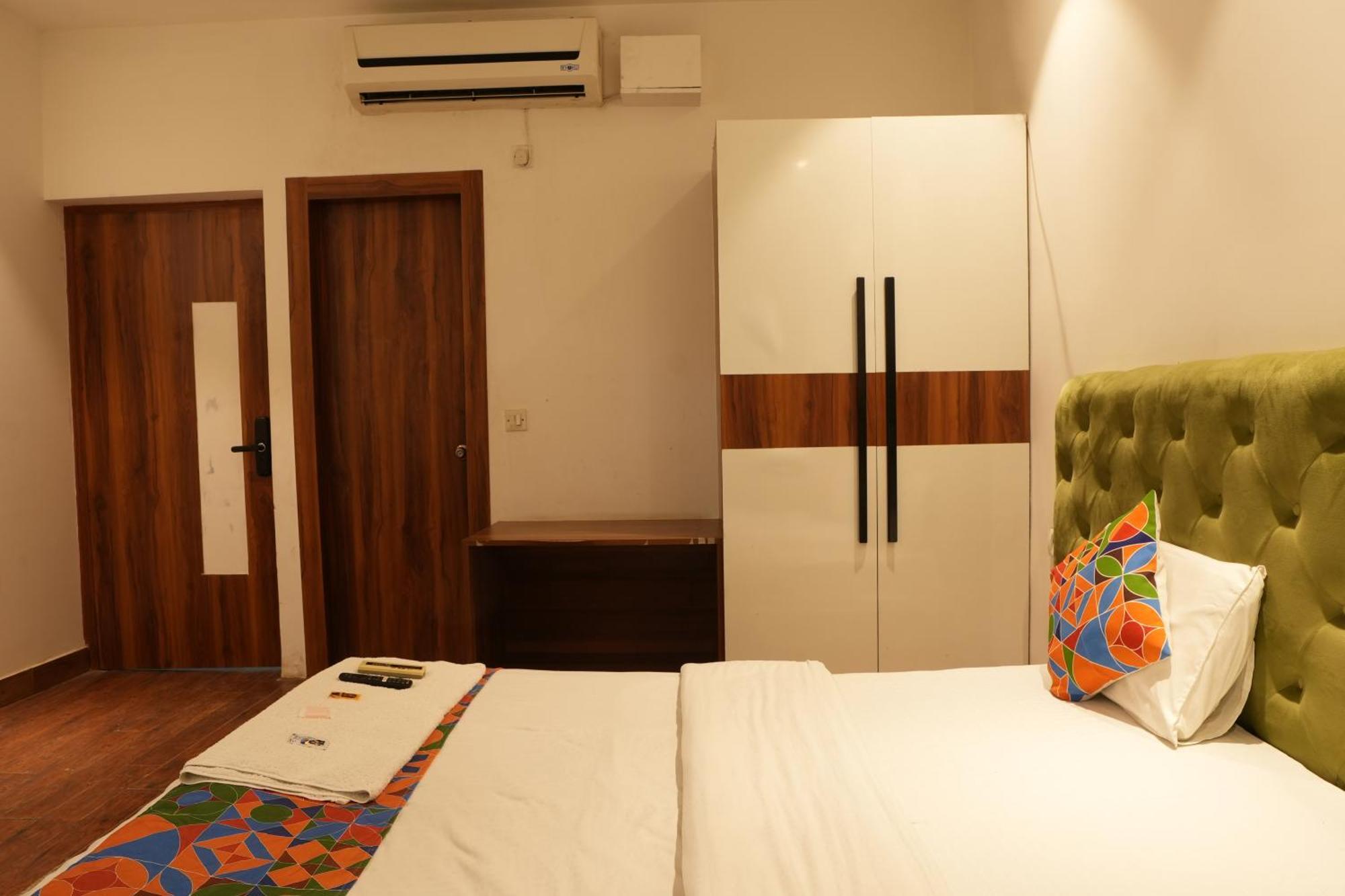 Hotel Elite Sector 45 I Gurgaon Central I Couple Friendly Zewnętrze zdjęcie